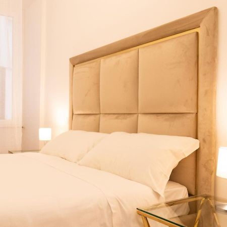 The Best Rent - Elegant Five-Bedrooms Apartment Near Colosseo Рим Екстер'єр фото